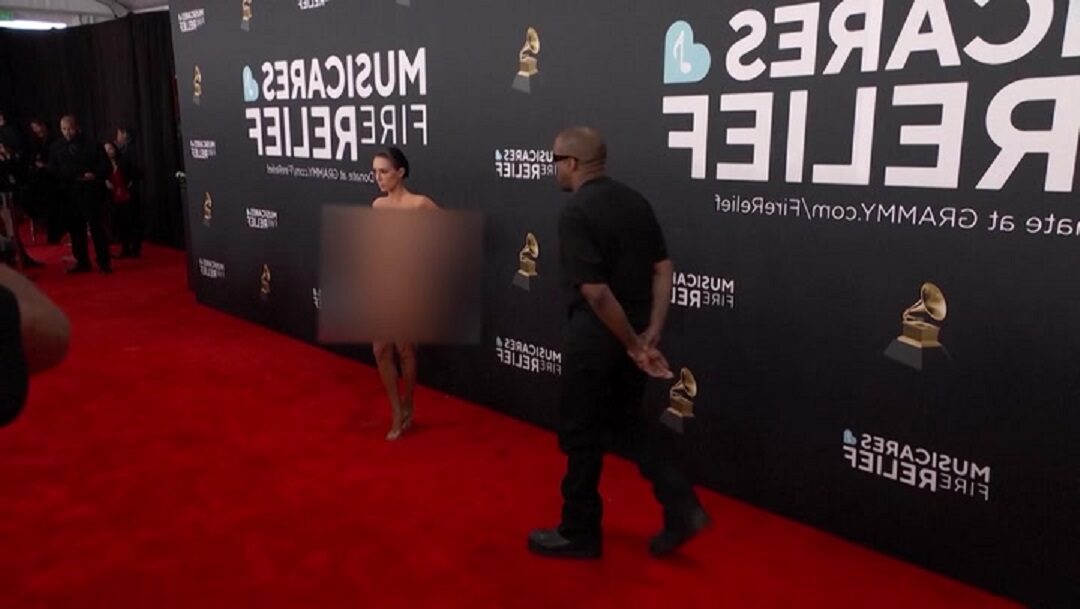 Bianca Censori's Unblurred Grammys Performance: Raw and Powerful Moment